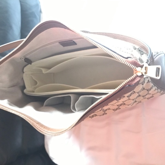 Gucci Hobo - Picture 3 of 4